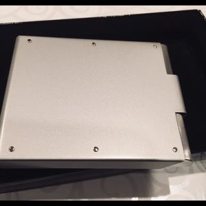 NW cigarettes case holder